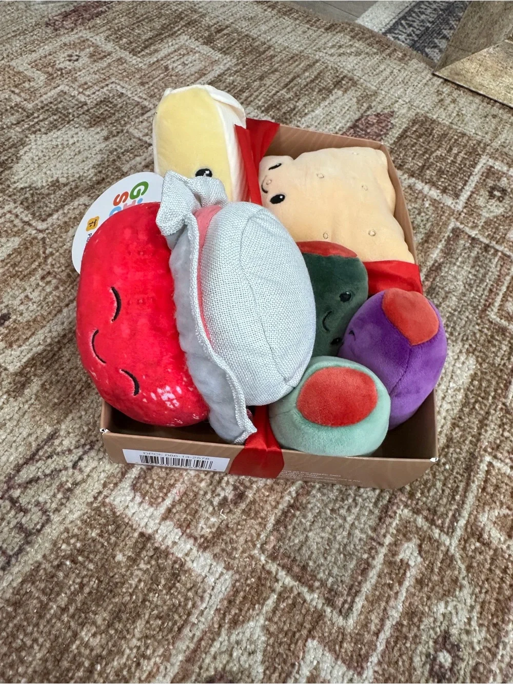 New GiggleScape Children’s Charcuterie Box 4 Plush Cheese, Olives, Jam, Crackers